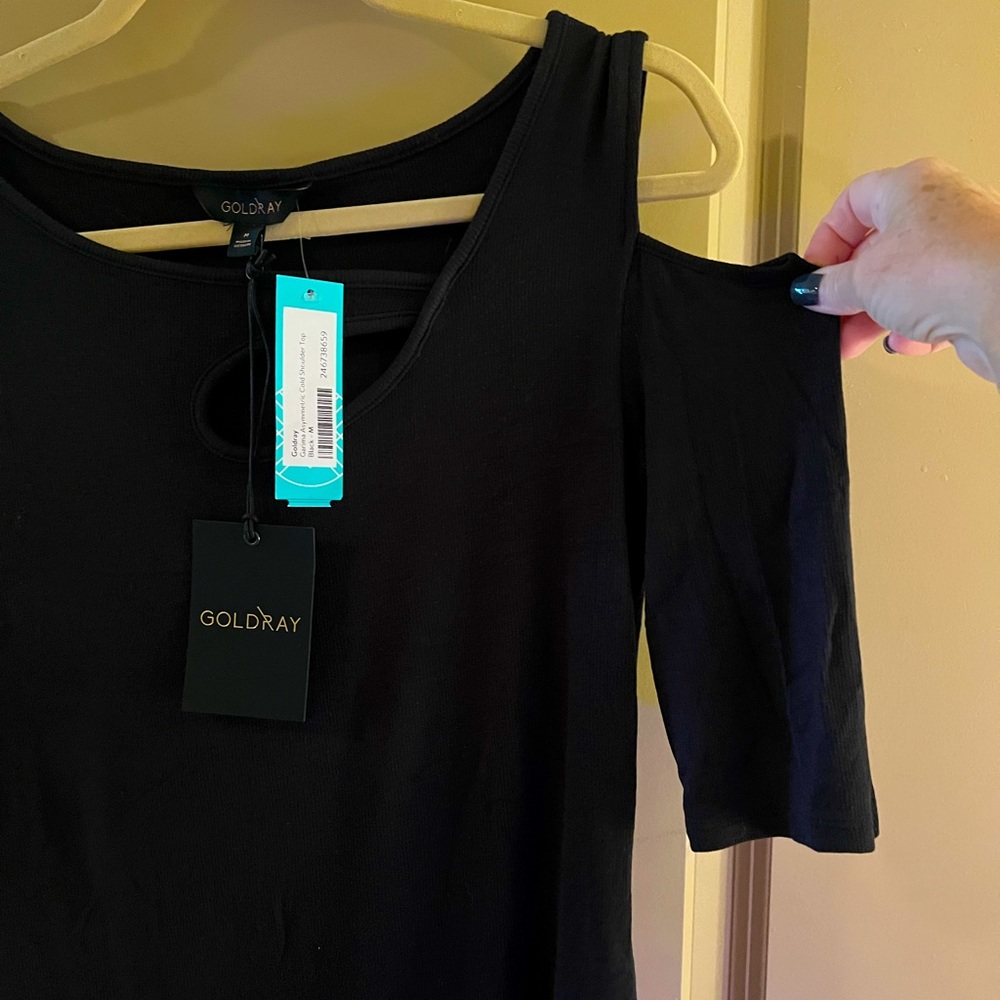 Goldray Garima Asymmetrical Cold Shoulder top, size M, black